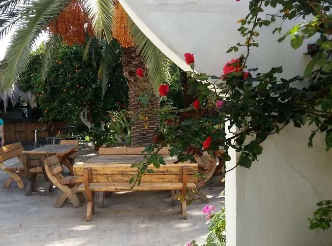 Ingrid Hotel apartamentowy Tolón